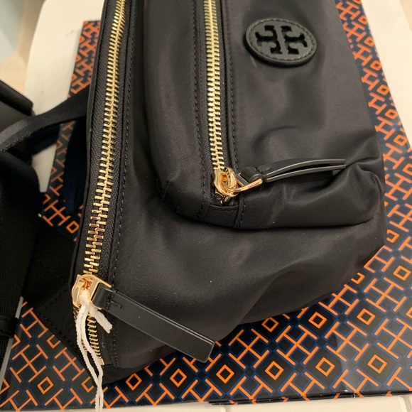 Tory Burch Black Sling Bag/Fanny bag in Black - Picture 6 of 12